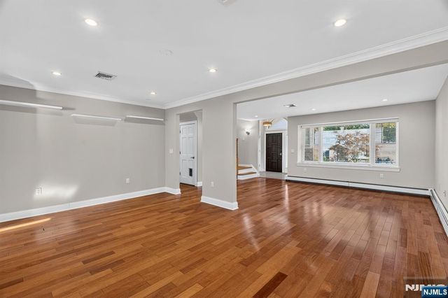 30-07 Gentner Road, Fair Lawn, NJ 07410