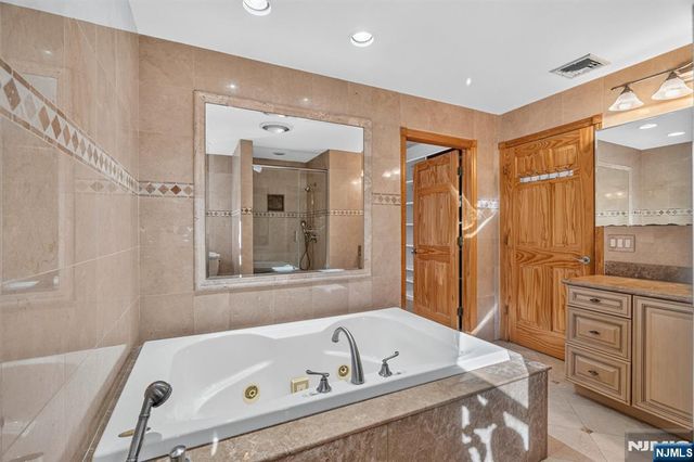 30-07 Gentner Road, Fair Lawn, NJ 07410