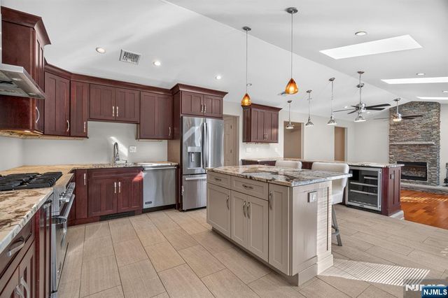 30-07 Gentner Road, Fair Lawn, NJ 07410