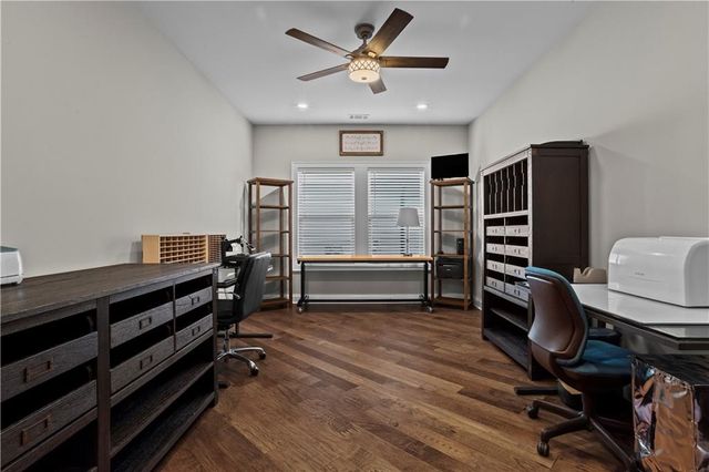 312 Hannah Place, Canton, GA 30115