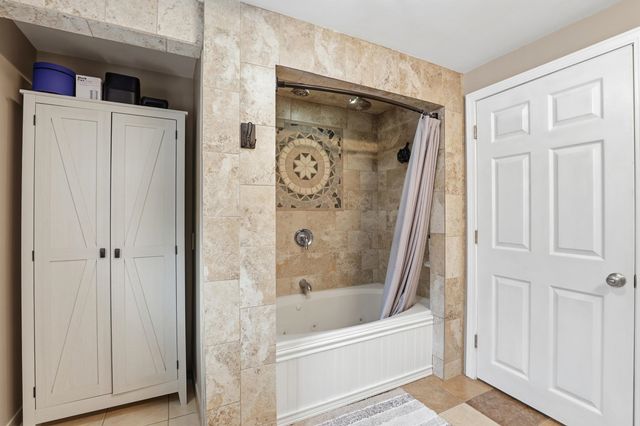 378 School Street, Berwick, ME 03901