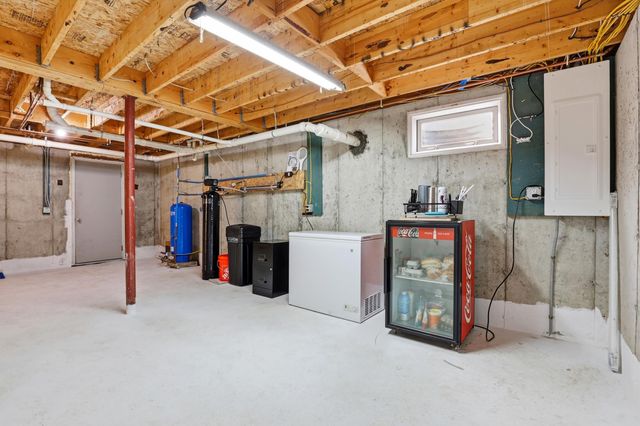 378 School Street, Berwick, ME 03901