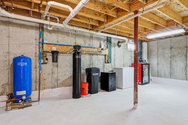 378 School Street, Berwick, ME 03901