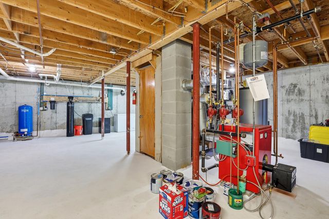 378 School Street, Berwick, ME 03901