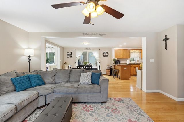 378 School Street, Berwick, ME 03901