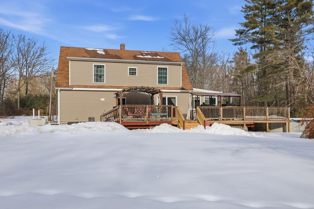 378 School Street, Berwick, ME 03901