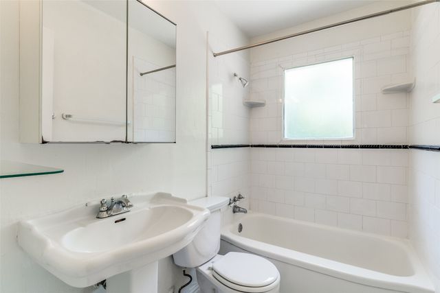 6523 Santa Fe Avenue, Dallas, TX 75223