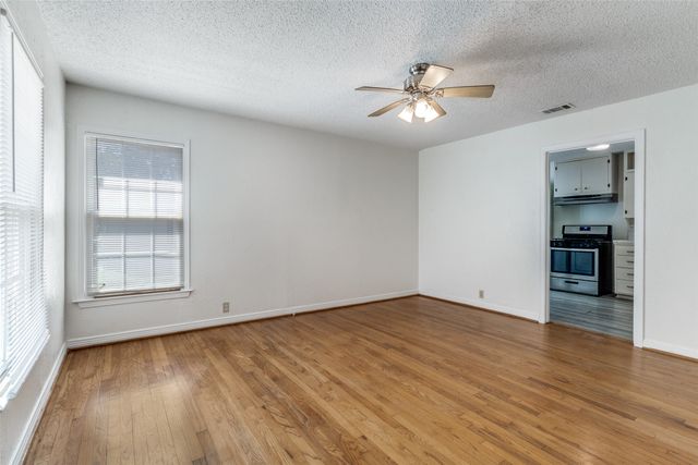 6523 Santa Fe Avenue, Dallas, TX 75223