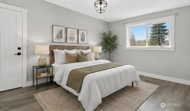 18715 Pioneer Way E, Orting, WA 98360
