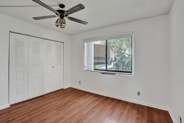 8030 Hampton Boulevard 106, North Lauderdale, FL 33068