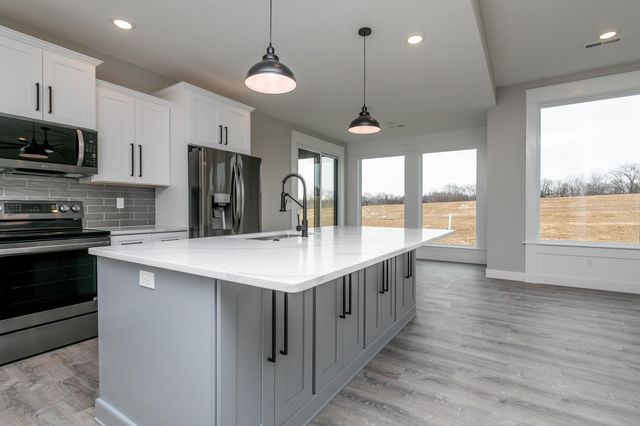 15211 CONGAREE DR, Ashland, MO 65010