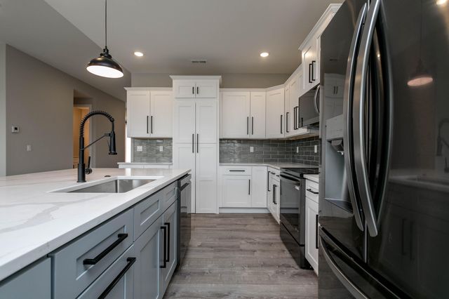 15211 CONGAREE DR, Ashland, MO 65010