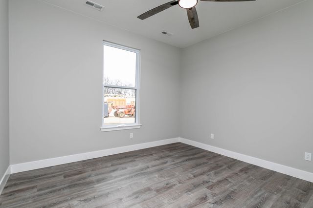 15211 CONGAREE DR, Ashland, MO 65010