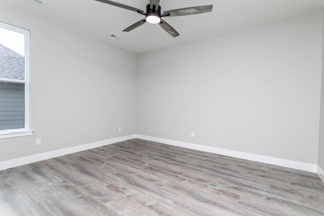 15211 CONGAREE DR, Ashland, MO 65010