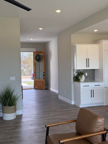 15211 CONGAREE DR, Ashland, MO 65010