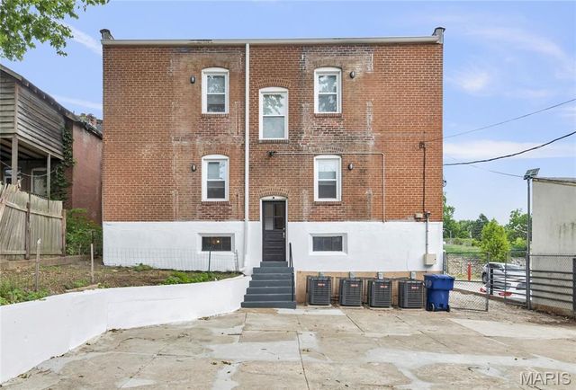 3610 Neosho Street, St Louis, MO 63116