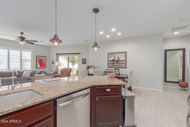 10960 E MONTE Avenue 273, Mesa, AZ 85209