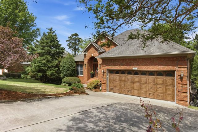 2209 Sawgrass Drive, Little Rock, AR 72223