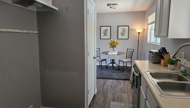 410 W 11th Street, Bonham, TX 75418