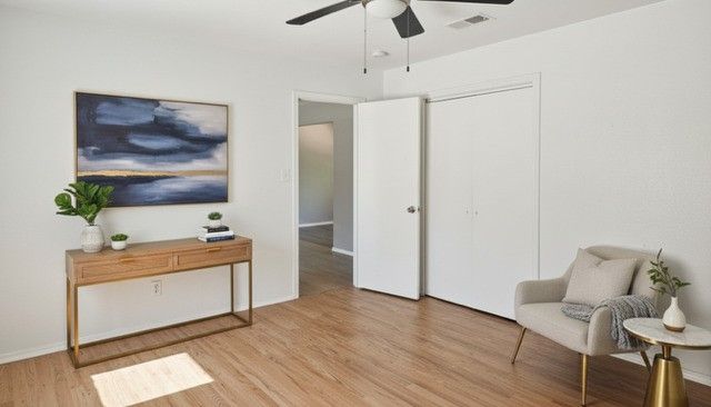 410 W 11th Street, Bonham, TX 75418