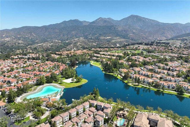 7 Islay 70, Rancho Santa Margarita, CA 92688