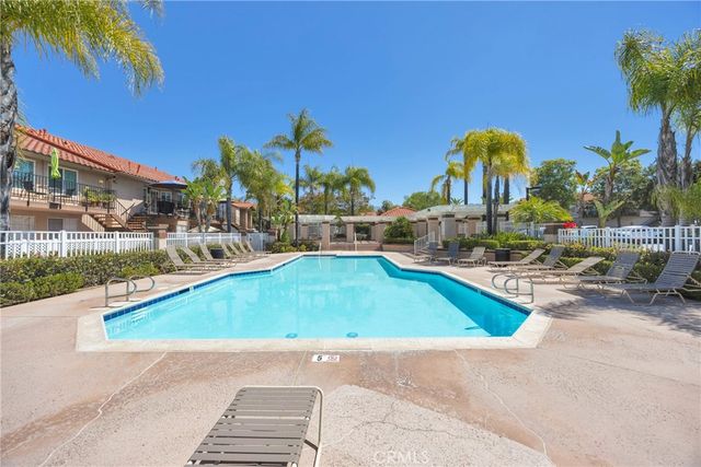 7 Islay 70, Rancho Santa Margarita, CA 92688