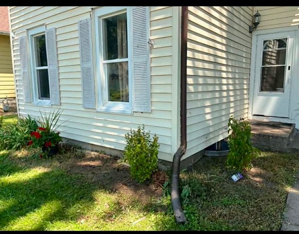 511 S Dittmer Street, Davenport, IA 52802