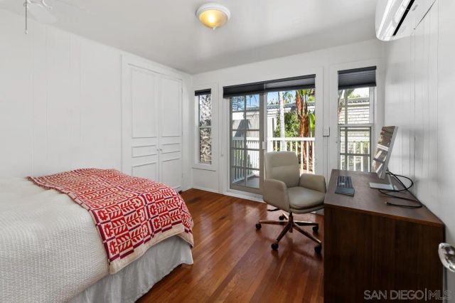 7847-49 Exchange Place, La Jolla, CA 92037