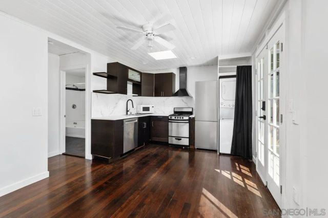 7847-49 Exchange Place, La Jolla, CA 92037