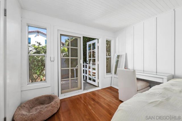 7847-49 Exchange Place, La Jolla, CA 92037