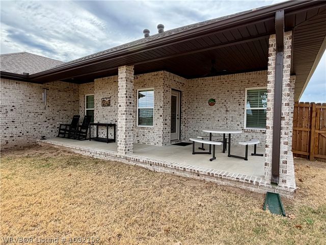 9105 Wayne Crossing, Fort Smith, AR 72916