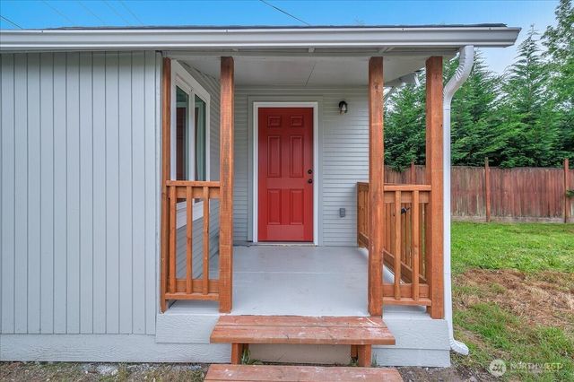 328 18th Avenue, Longview, WA 98632