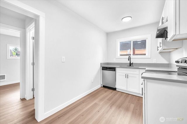 328 18th Avenue, Longview, WA 98632