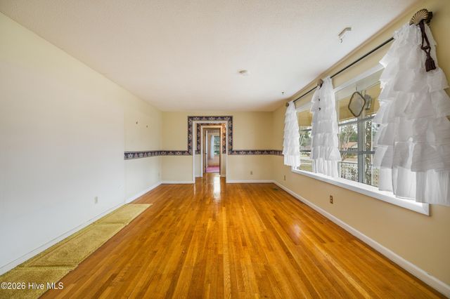 607 Bedford Road, Fayetteville, NC 28303