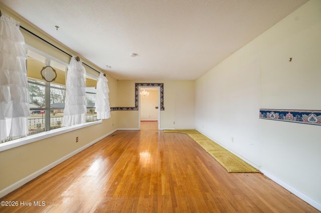 607 Bedford Road, Fayetteville, NC 28303