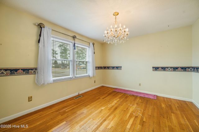 607 Bedford Road, Fayetteville, NC 28303