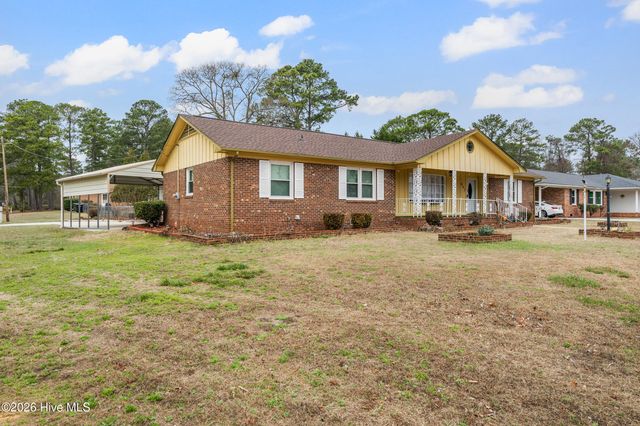 607 Bedford Road, Fayetteville, NC 28303