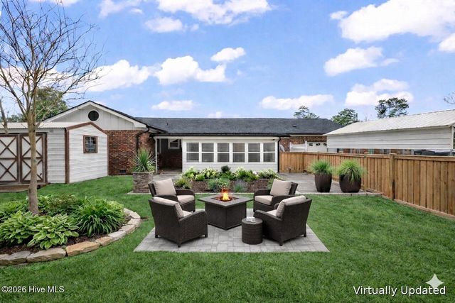 607 Bedford Road, Fayetteville, NC 28303