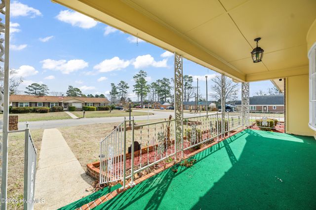 607 Bedford Road, Fayetteville, NC 28303