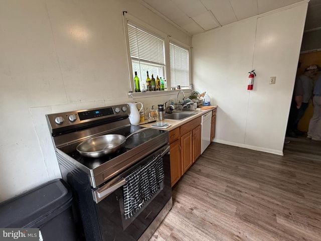 118 S BUTZ ST, State College, PA 16801