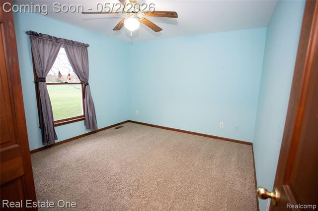 246 Nicklas Court, Oxford, MI 48371