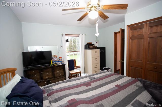 246 Nicklas Court, Oxford, MI 48371