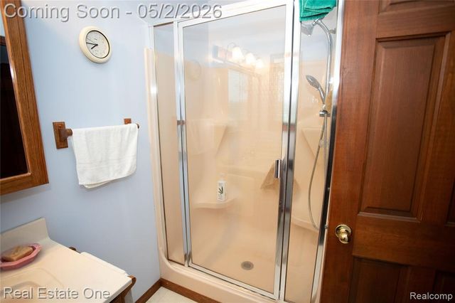246 Nicklas Court, Oxford, MI 48371