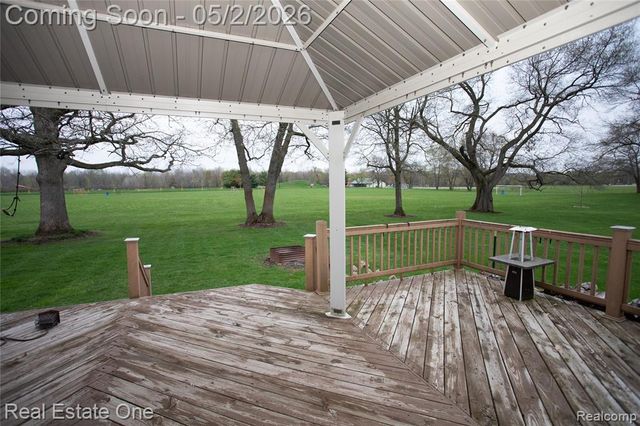 246 Nicklas Court, Oxford, MI 48371