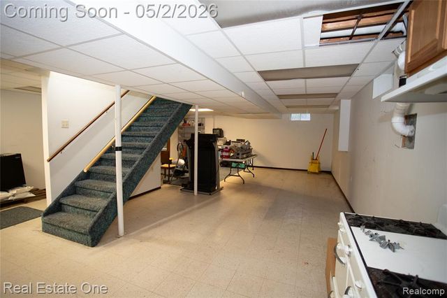 246 Nicklas Court, Oxford, MI 48371