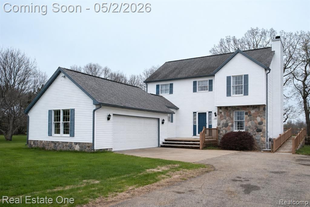 246 Nicklas Court, Oxford, MI 48371