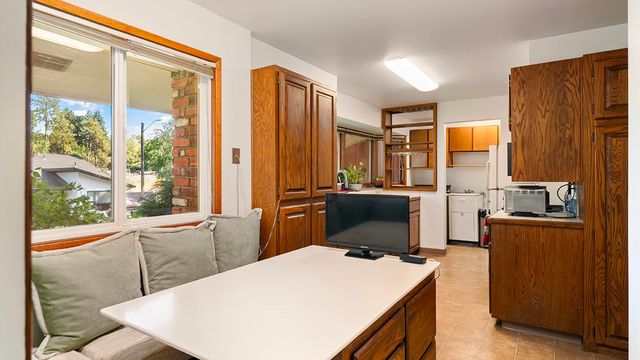 4303 N Ella Rd, Spokane, WA 99212