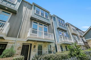 714 N Shepherd Drive, Houston, TX 77007