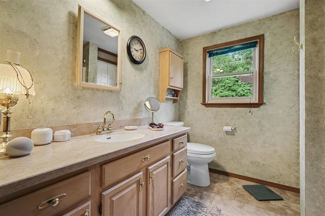 6525 Mccords Avenue, Alto, MI 49302