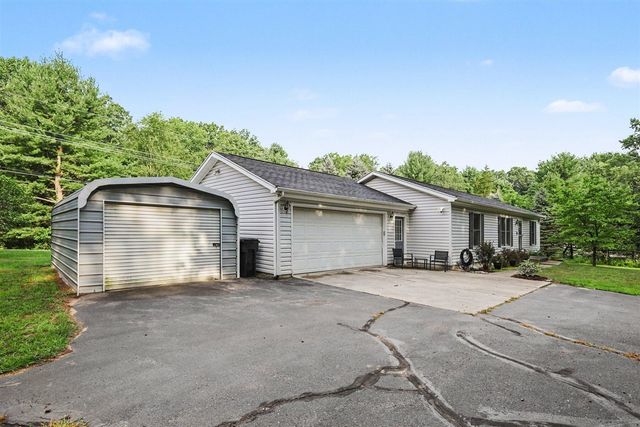 6525 Mccords Avenue, Alto, MI 49302